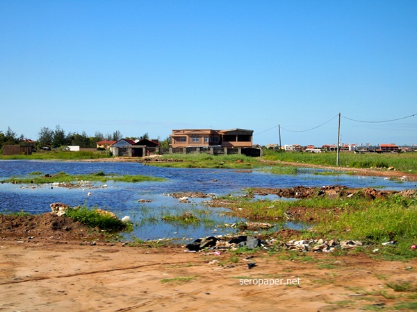 PC302452.JPG